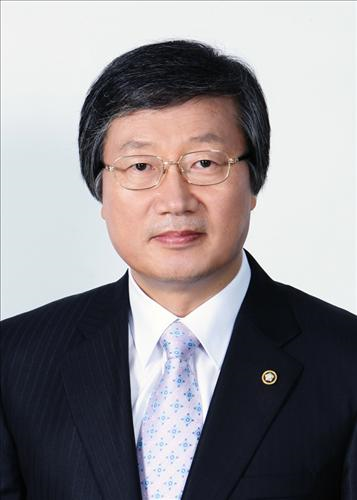 Shin Hae-ryong